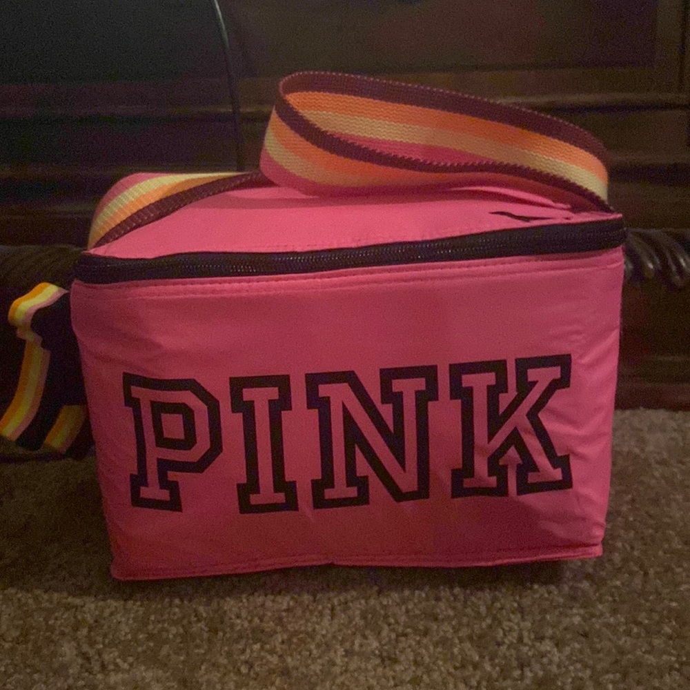 Soft sided PINK beach cooler